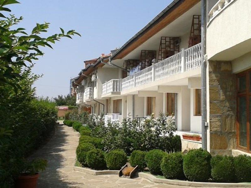 Outdoor Pictures 1