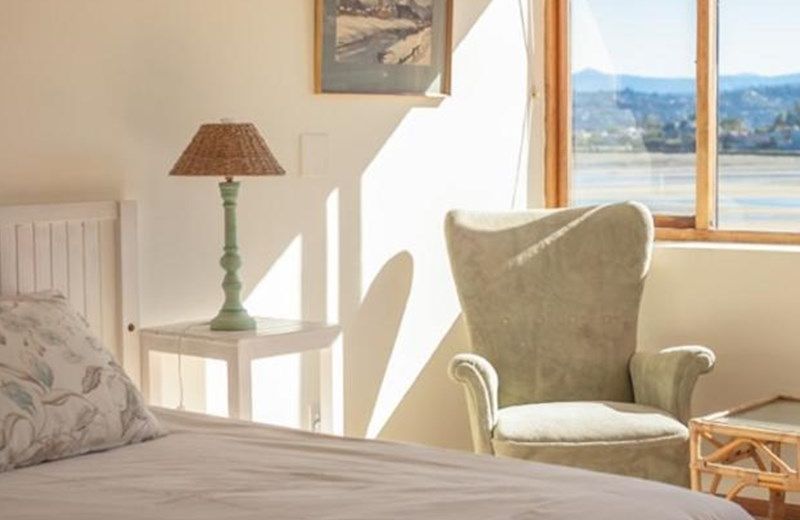 THE BEACH HOUSE