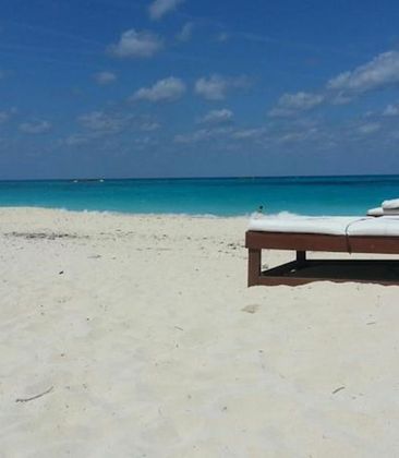 AT RESORTS WORLD BIMINI