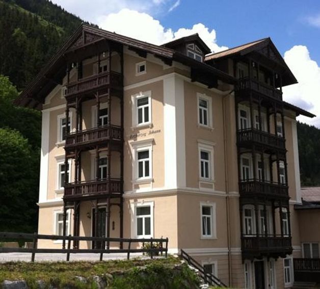 hotel-image