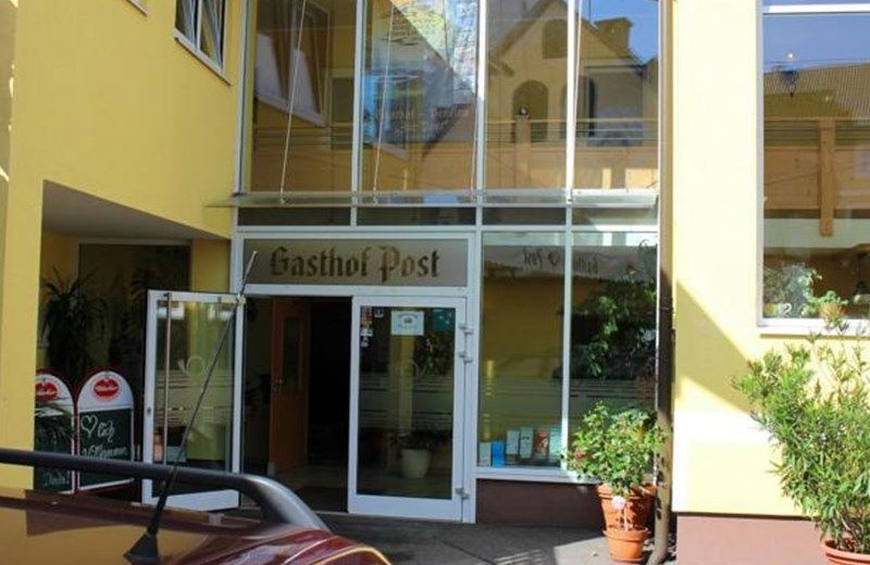 Gasthof Pension Post "Zenz"