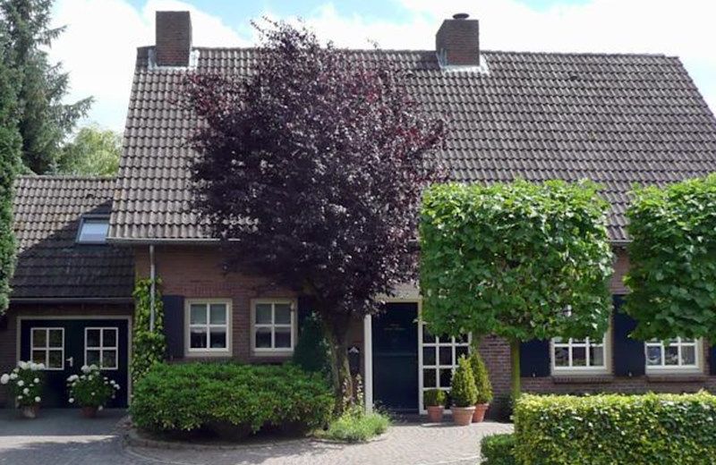 UT BOSBEEKHUUSKE