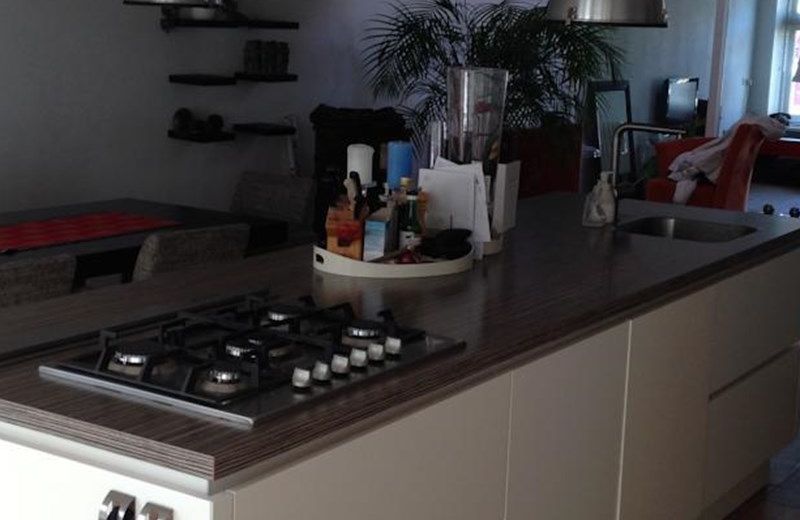 SLAPEN IN BAKKERS GEUREN!