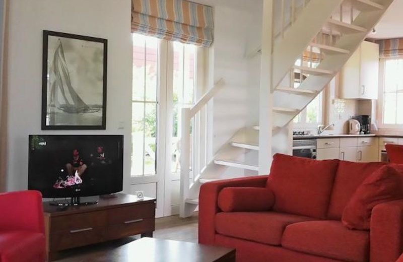Holiday Home Bungalowparck Tulp & Zee-15