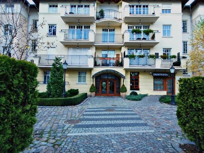Outdoor Pictures 1