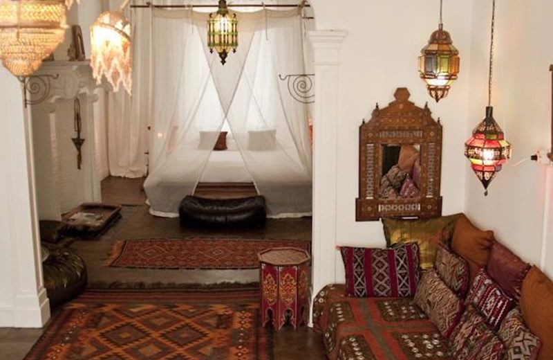 BAZAR BIZAR