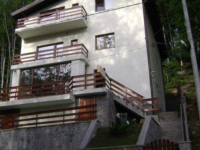 Outdoor Pictures 1