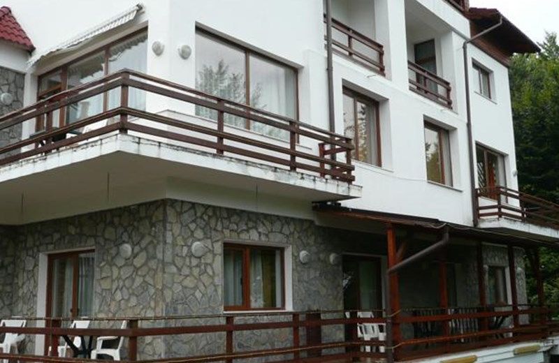 Vila Fratii Montana