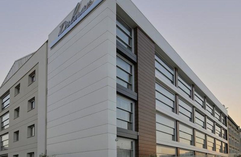 Delmar Suites & Residence