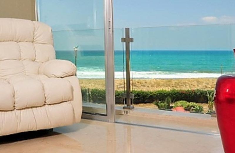 Ha-aliya Sea View