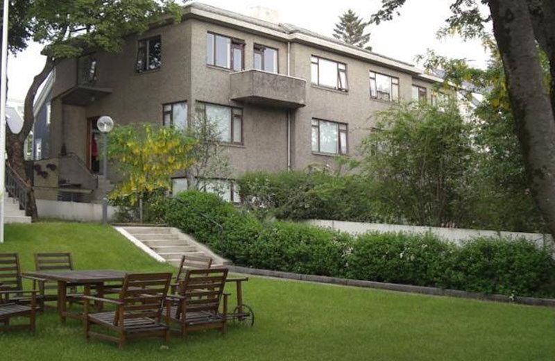 GUESTHOUSE LENA