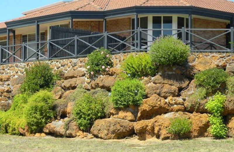 Albany Holiday House