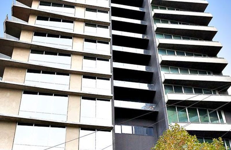 Astra Apartments - Melbourne CBD West