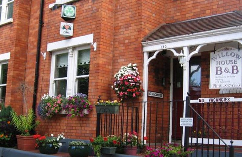 WILLOW HOUSE