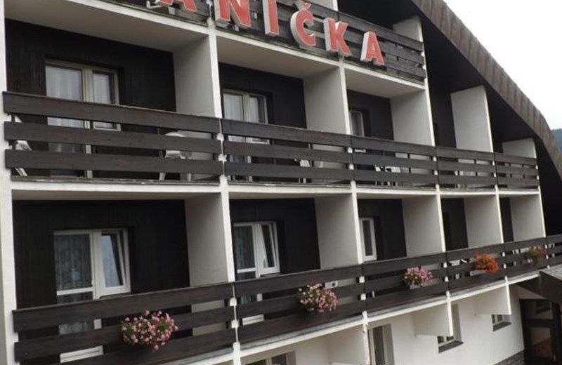 HANICKA