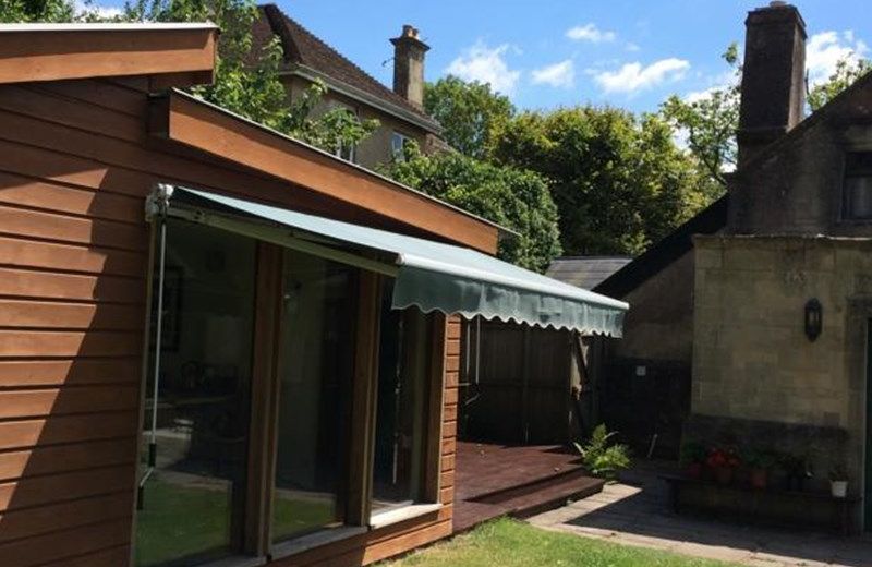 THE SUMMER HOUSE