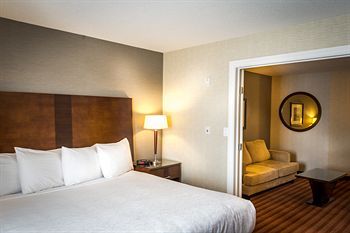 Devonian Hotel and Suites