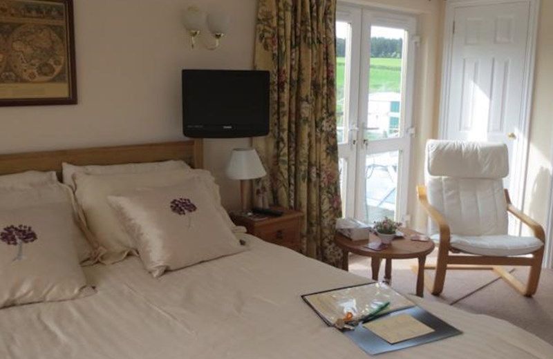 HASSENDEAN BED AND BREAKFAST
