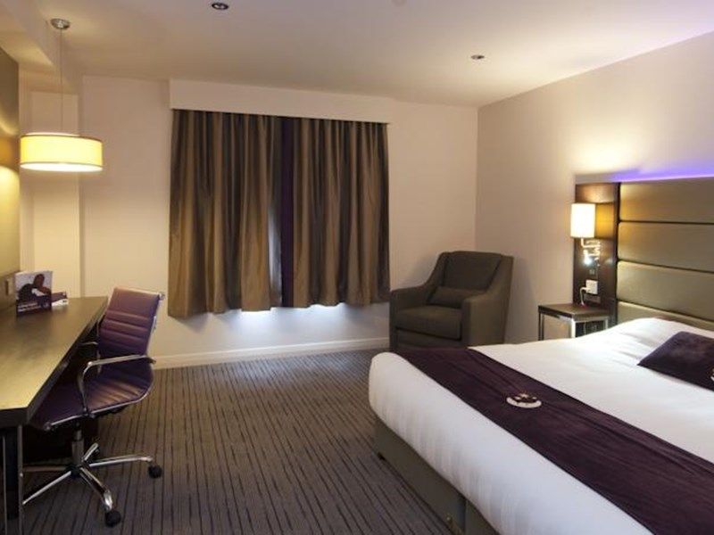 Premier Inn Luton Town Centre