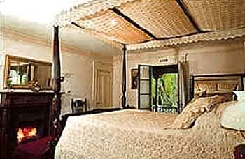 BEECHWOOD INN