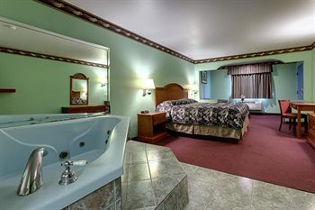 Americas Best Value Inn & Suites-Rosenberg/Houston