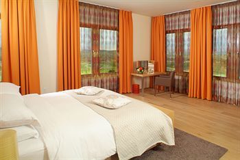 Inn at Lenape Heights-Golf Resort and Event Center