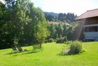 Alluring Apartment in Bad Kohlgrub with Private Garden