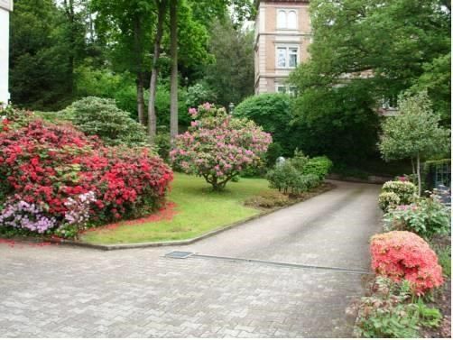Outdoor Pictures 1