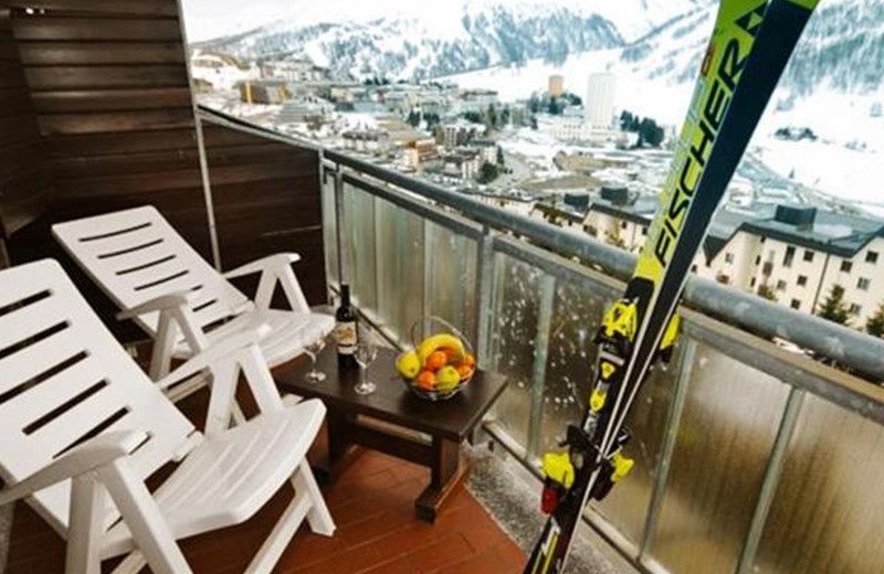 Nevesestriere