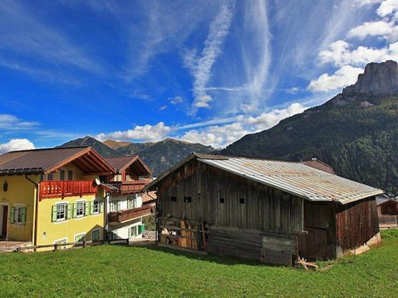 Outdoor Pictures 1
