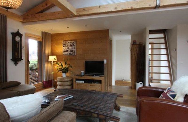 CHALET BEAR