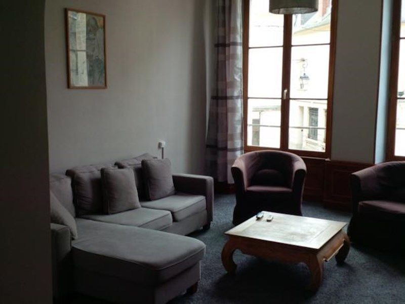APPARTEMENT DE LA BOUTEILLE
