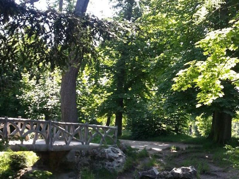 Outdoor Pictures 1