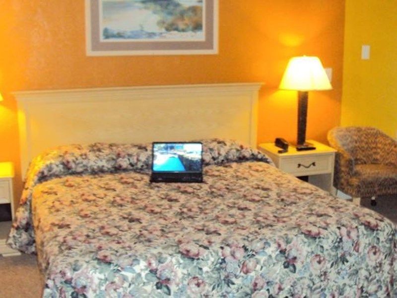 Budget Inn