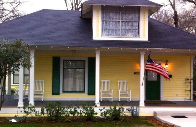 Brooks House Suites