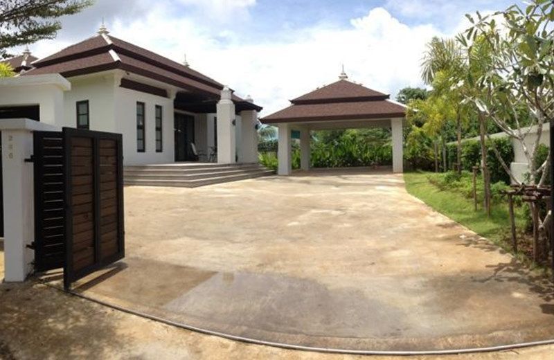THAI   BALI WITH PRIVATE POOL