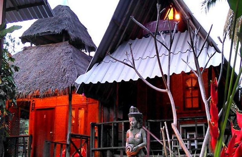 HUT HUG PAI HOME STAY