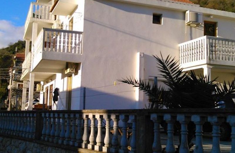 GUEST HOUSE ASOVIC