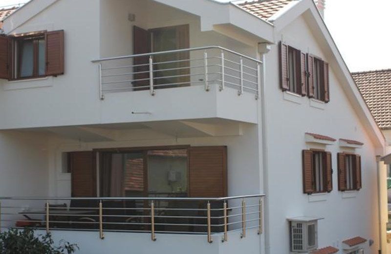 STUDIOS MAVIS