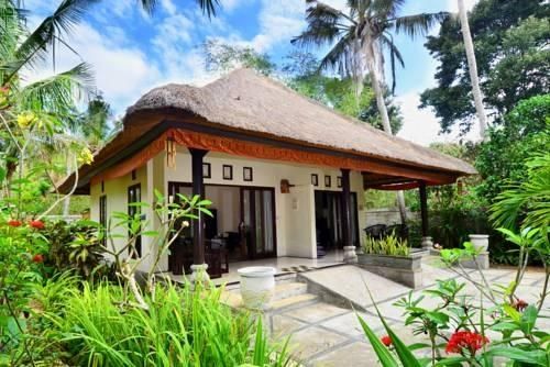 LEMBONGAN ISLAND VILLAS