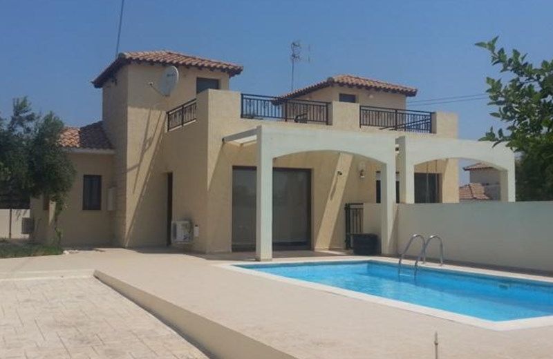 3 bedroom villa Dionysos 373 with private pool and pretty garden, Peaceful location within Aphrodite Hills Resort