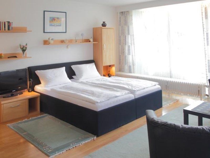 KUR  UND FERIENAPPARTEMENTS INTEREST