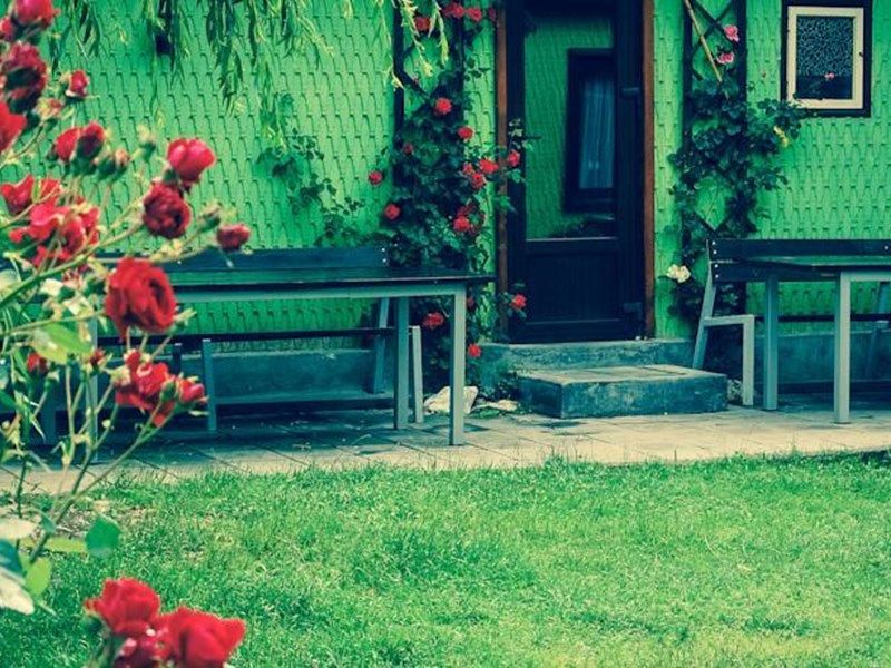 Outdoor Pictures 1