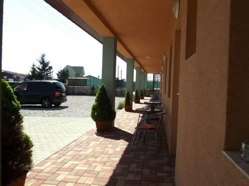 Outdoor Pictures 1