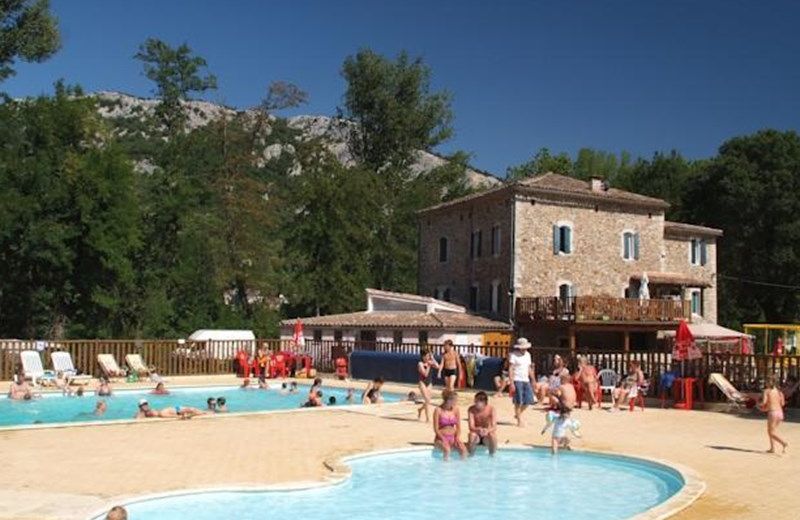 LE CASTEL ROSE