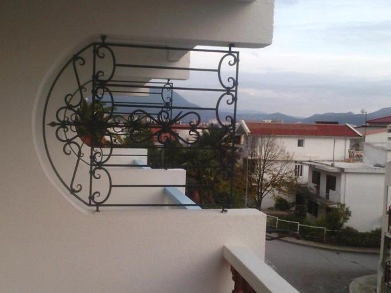 Outdoor Pictures 1