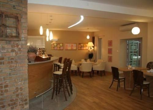 Altana Coffee & Restaurant Park Hotel