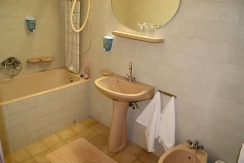 Hotel Kumilla