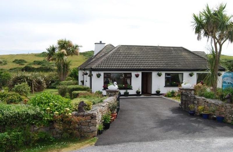 The Ocean Wave Bed & Breakfast