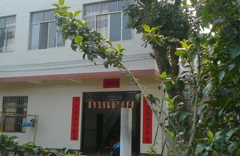Weizhou Island Wan Jia Deng Huo Inn